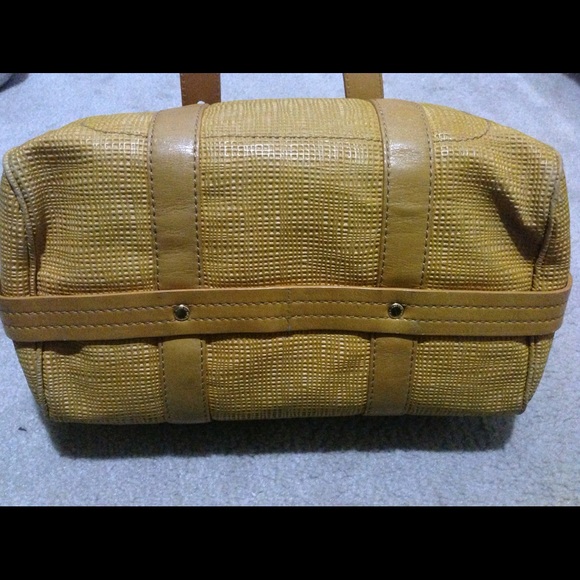 Yellow Marc Jacobs handbag - Picture 3 of 4